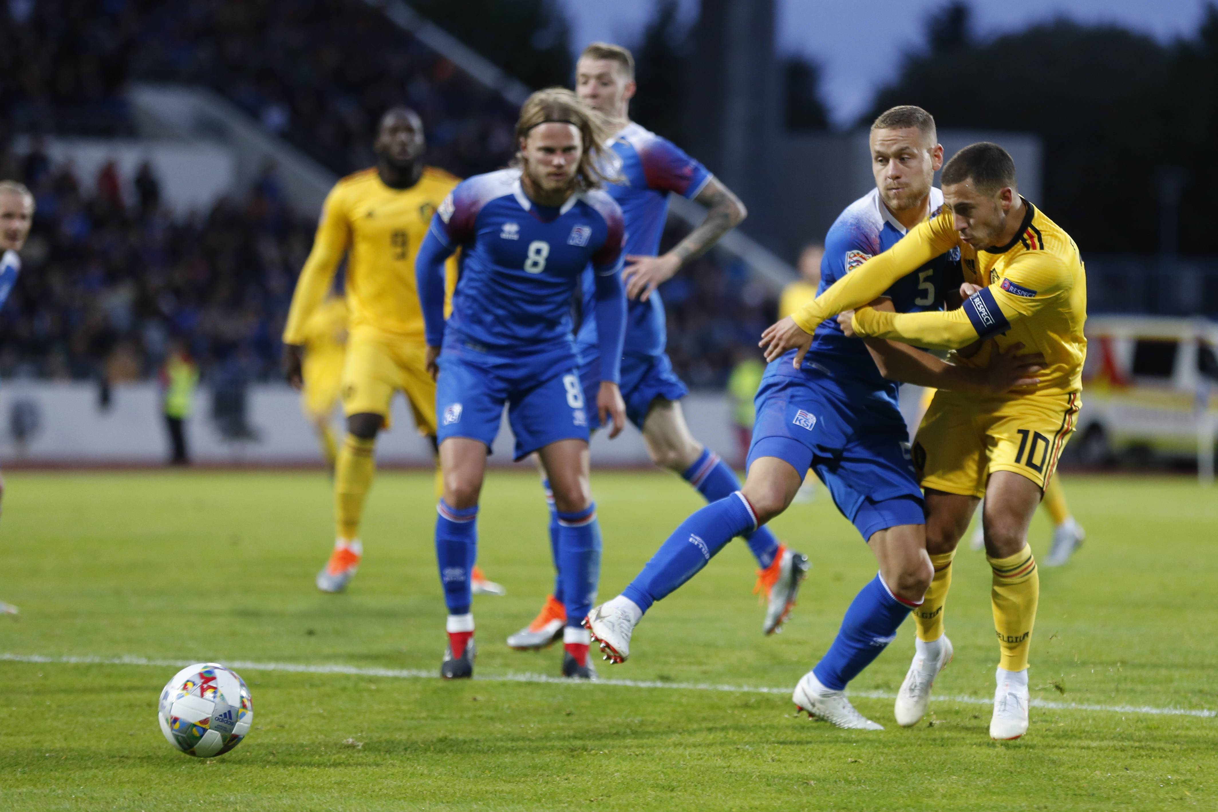 重磅！清晨俄克拉荷马雷霆备战葡超皇家社会今晨官宣签约，风云突变布莱顿今晨临场应变的简单介绍九游体育